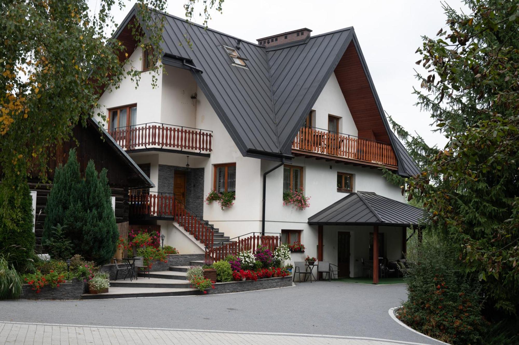 UjanowiceWisniowy Gaj别墅 外观 照片